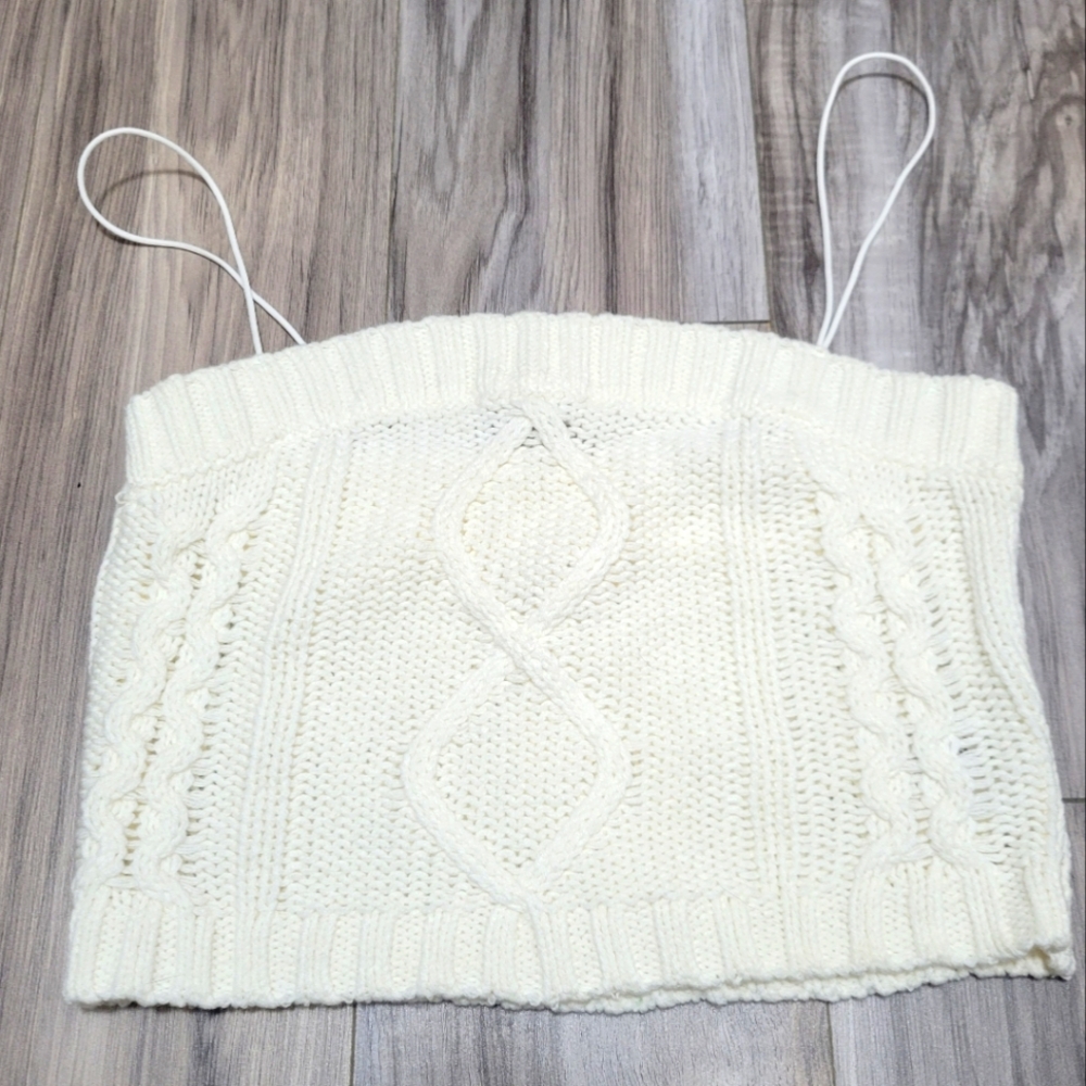 Aeropostale Bungee Strap Crop Top - M - Cream